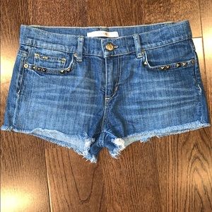 Raw edge Denim Shorts